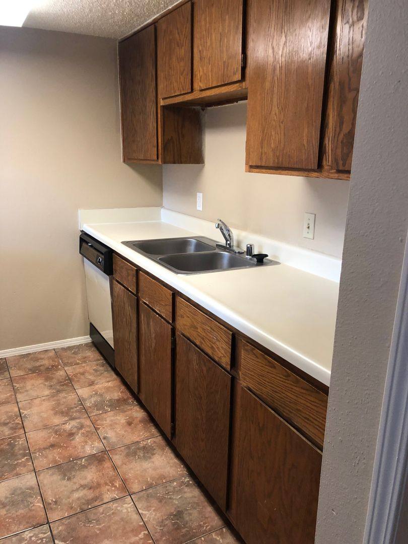Apartment for rent at 1509 S W End St, Springdale, AR 72764