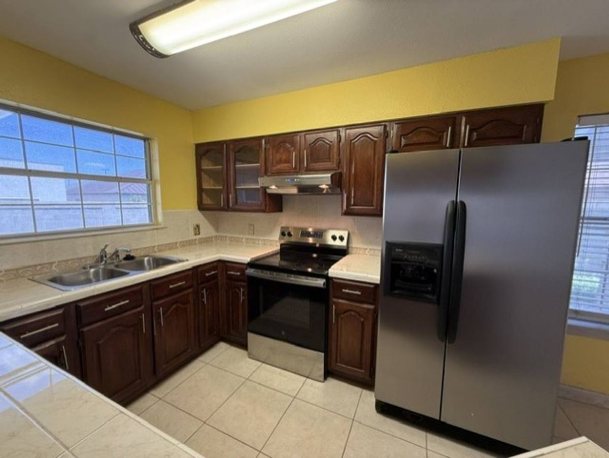 House for rent at 8611 Chris Lane, Laredo, TX 78045