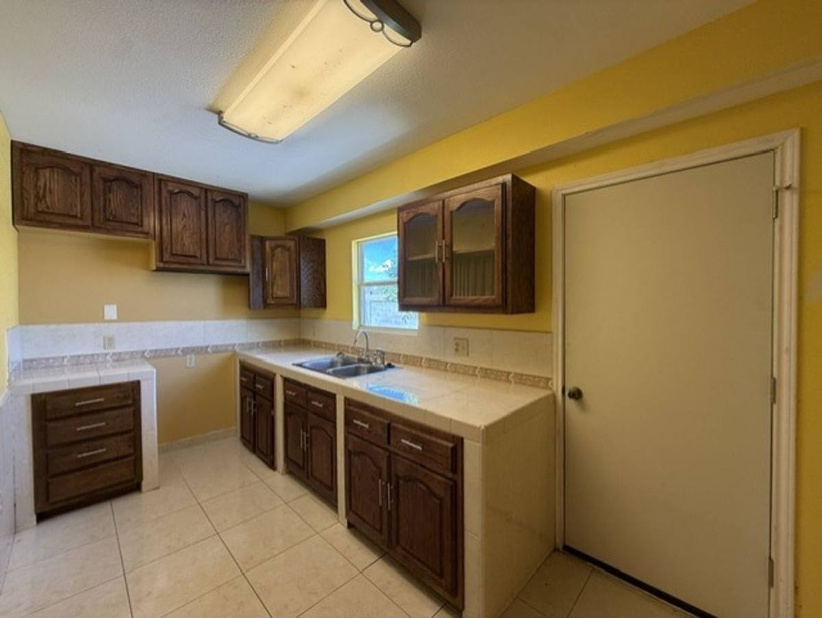 House for rent at 8611 Chris Lane, Laredo, TX 78045