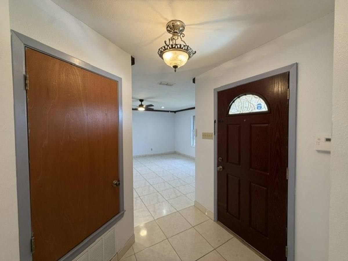 House for rent at 8611 Chris Lane, Laredo, TX 78045