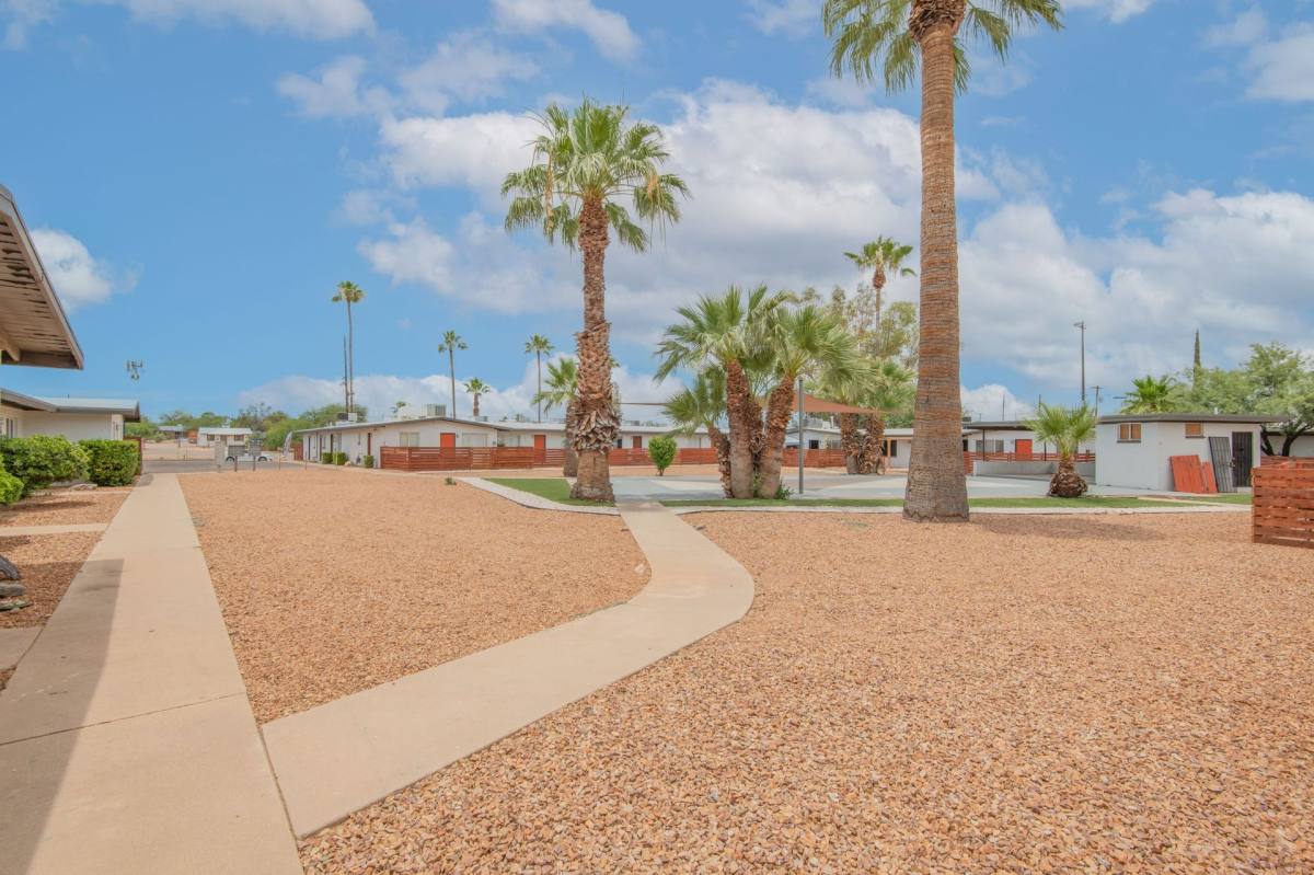 Apartment for rent at 2198 N Country Club, Tucson, AZ 85716