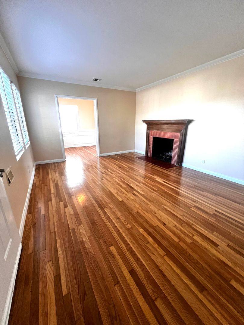 House for rent at 4139 Keever Ave, Long Beach, CA 90807