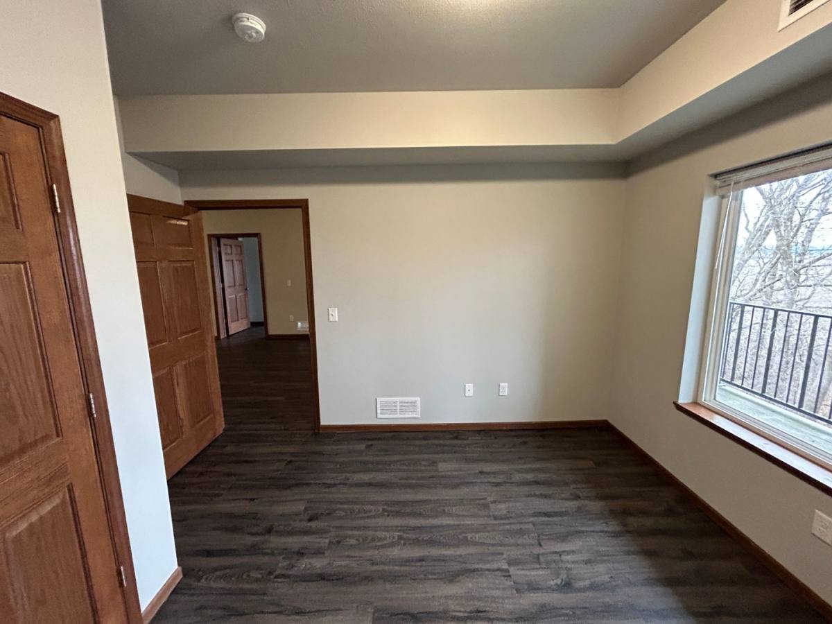 Apartment for rent at 1901 Meridian St, Saint Peter, MN 56082