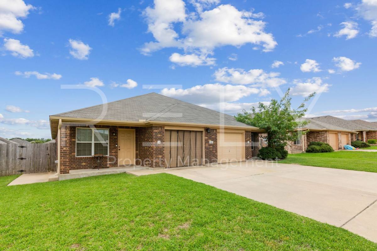 Apartment for rent at 603 W Karey Dr, Temple, TX 76502