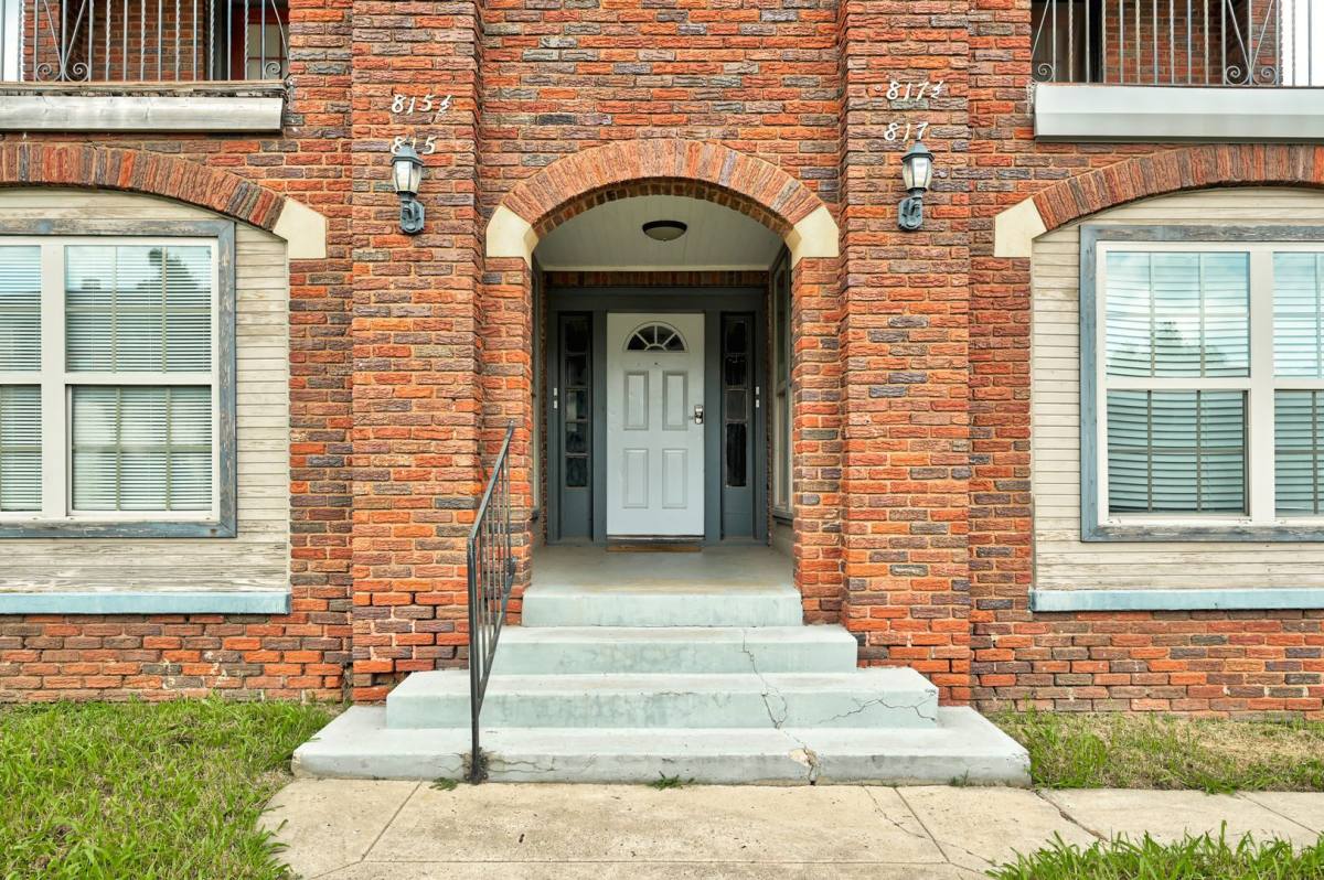 Apartment for rent at 817 E Dr, Oklahoma City, OK 73105