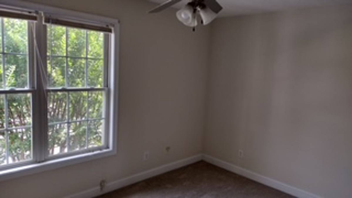 Townhouse for rent at 1600 Wards Ferry Rd #104, Lynchburg, VA 24502