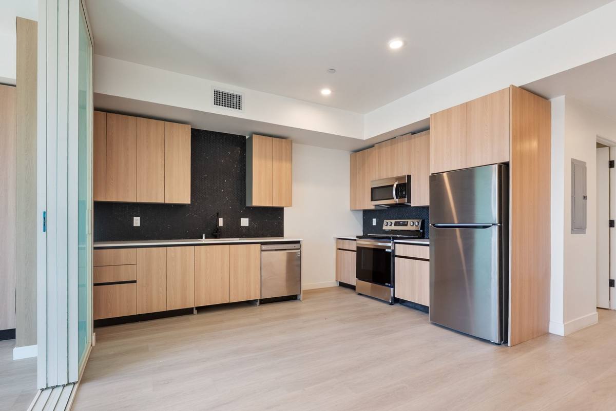 Apartment for rent at 1124 S Normandie Ave, Los Angeles, CA 90006