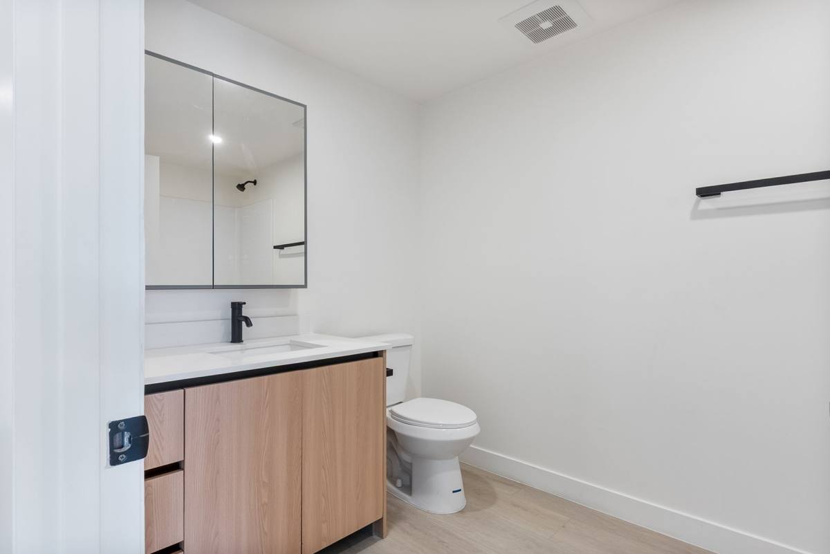 Apartment for rent at 1124 S Normandie Ave, Los Angeles, CA 90006