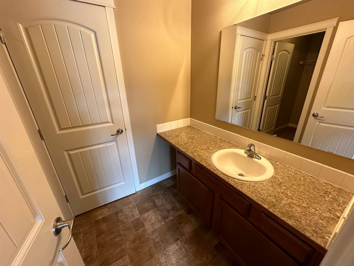 House for rent at 1415 Grindstone Dr SE, Olympia, WA 98513
