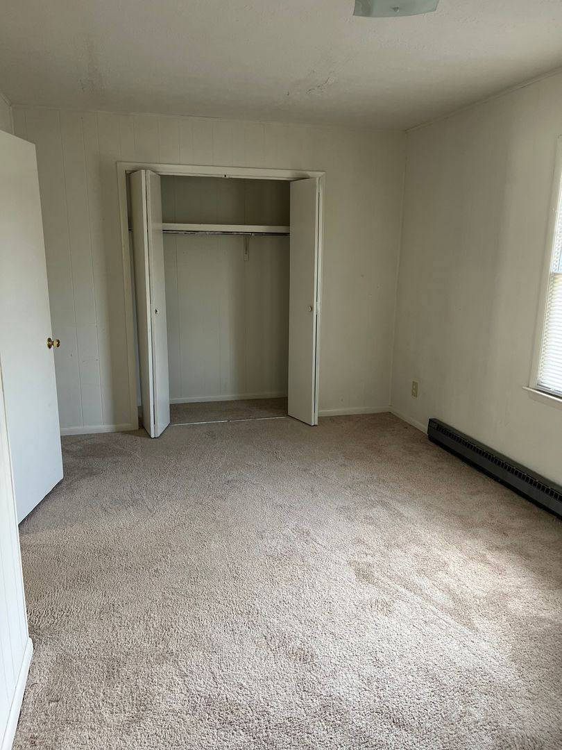 Apartment for rent at 365 Weaverville Rd, Asheville, NC 28804