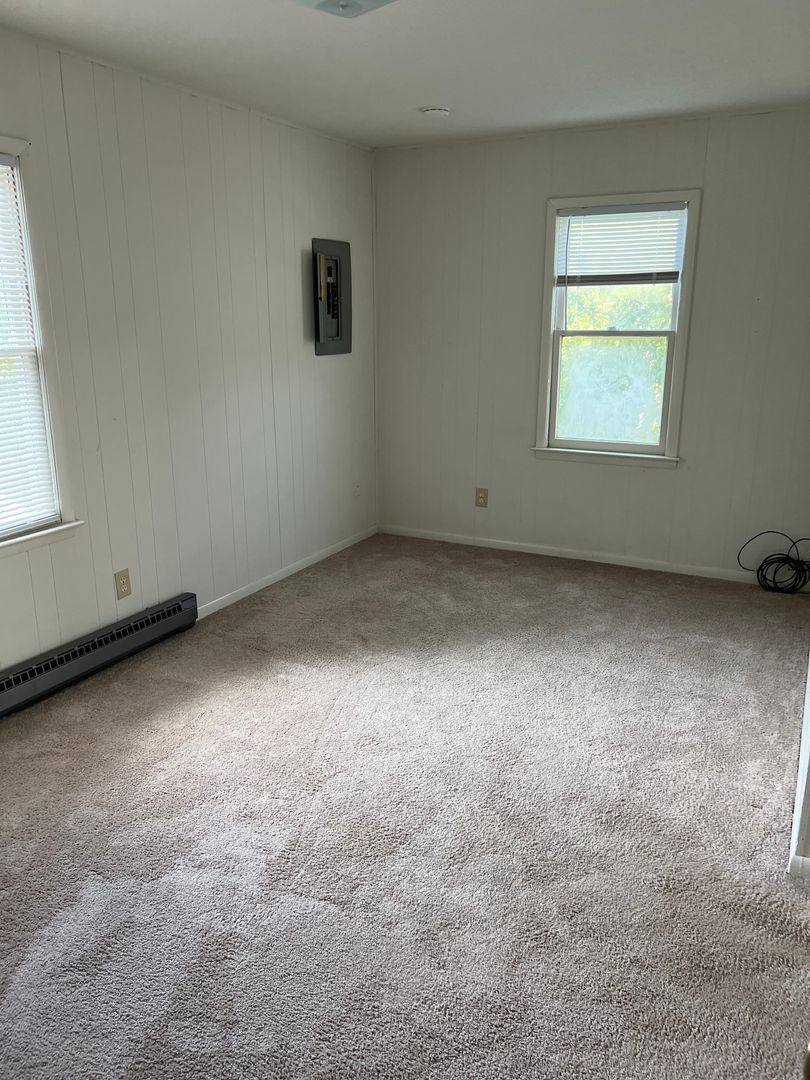 Apartment for rent at 365 Weaverville Rd, Asheville, NC 28804