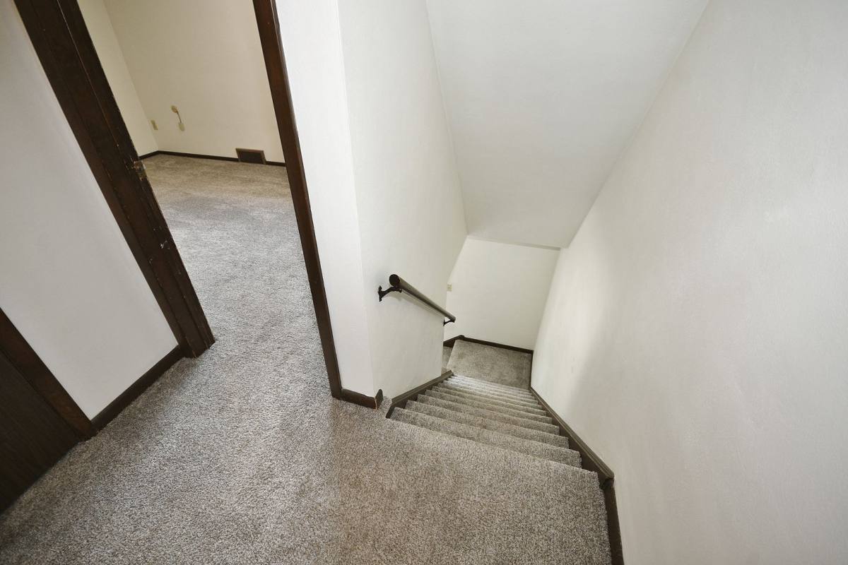 Apartment for rent at 427 Manor Rd, Delmont, PA 15626