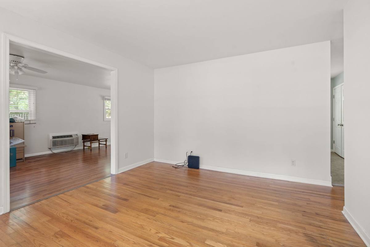 House for rent at 8907 Rollingwood Rd, Chapel Hill, NC 27516