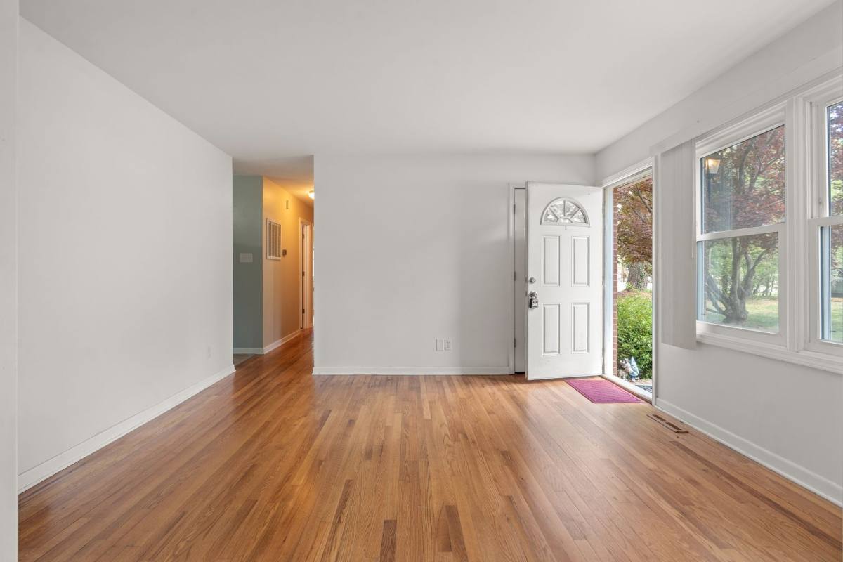 House for rent at 8907 Rollingwood Rd, Chapel Hill, NC 27516