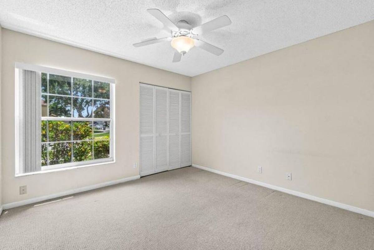 House for rent at 10001 Country Brook Rd, Boca Raton, FL 33428