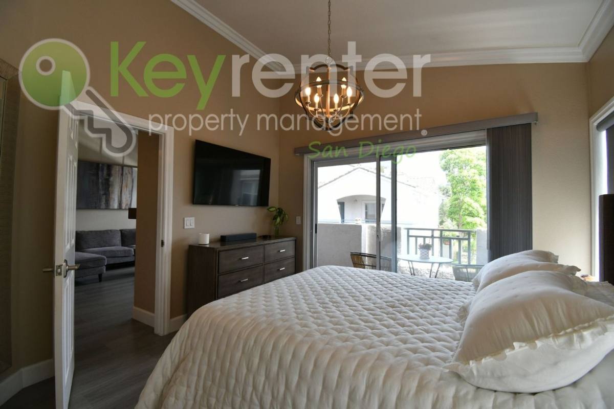 Condo for rent at 7663 Hazard Center Dr, San Diego, CA 92108