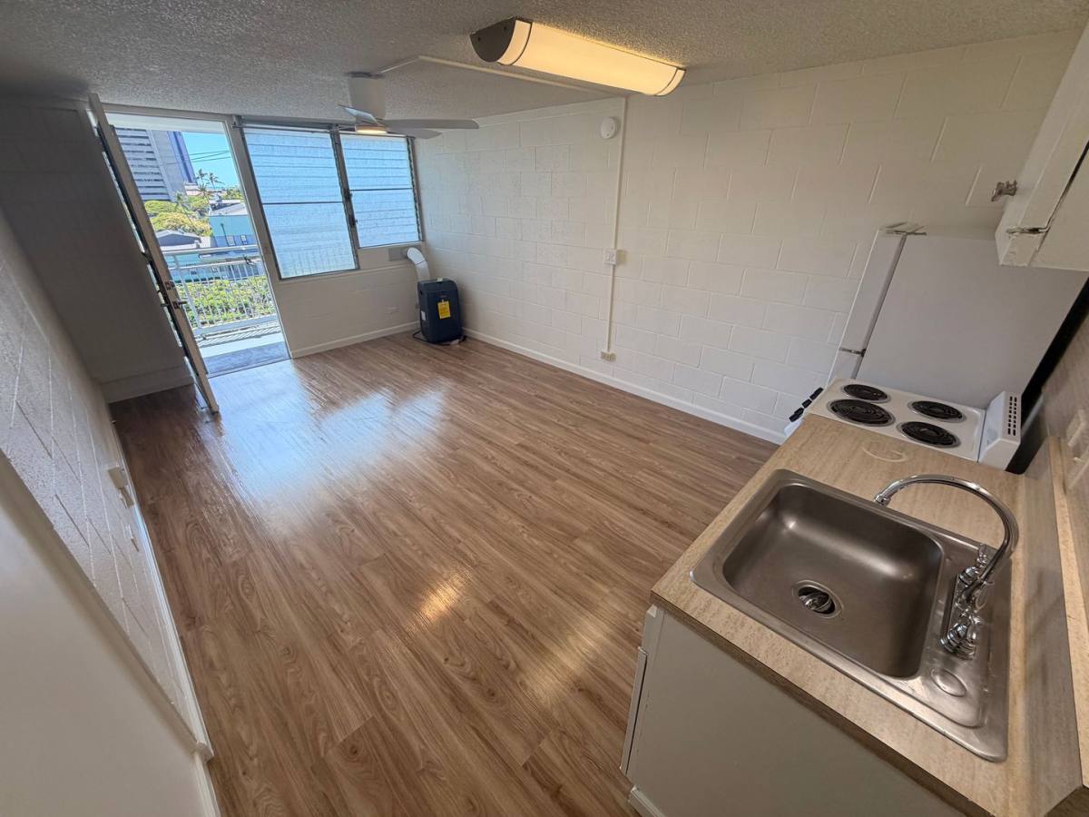Apartment for rent at 1301 Lusitana St, Honolulu, HI 96813