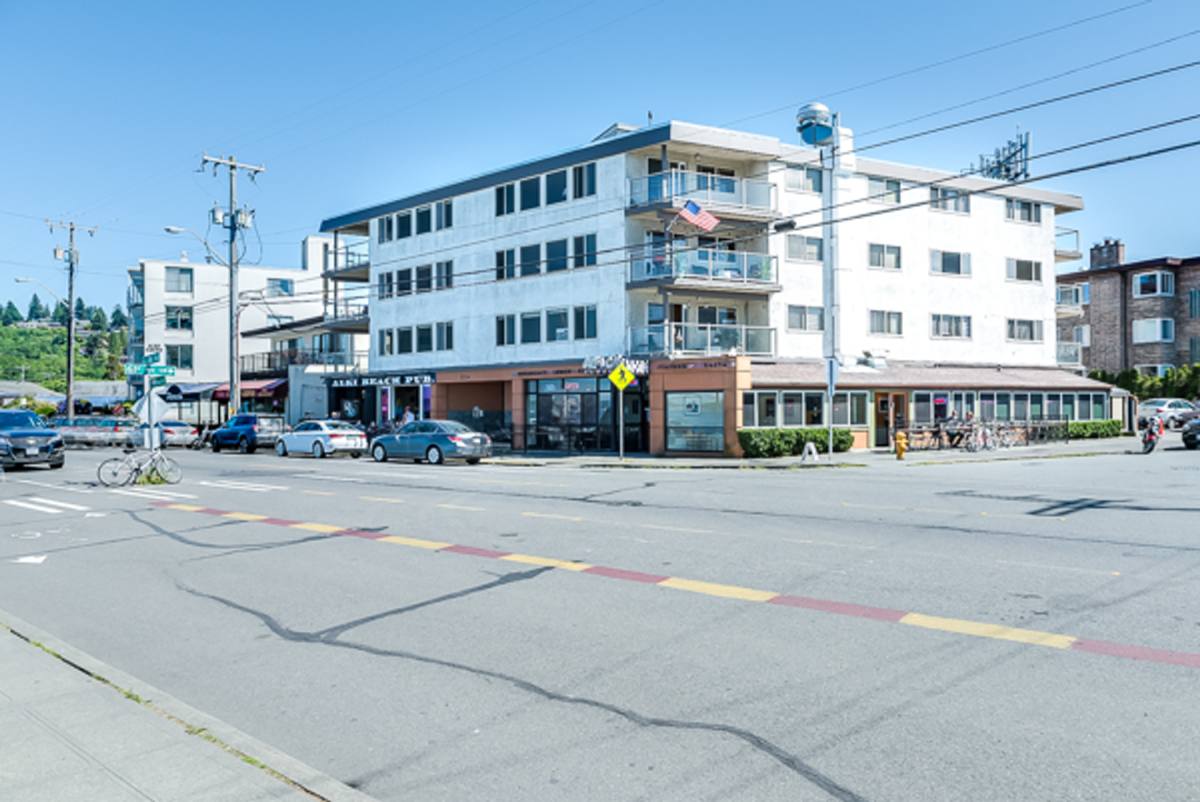 Apartment for rent at 2724 Alki Ave SW, Seattle, WA 98116
