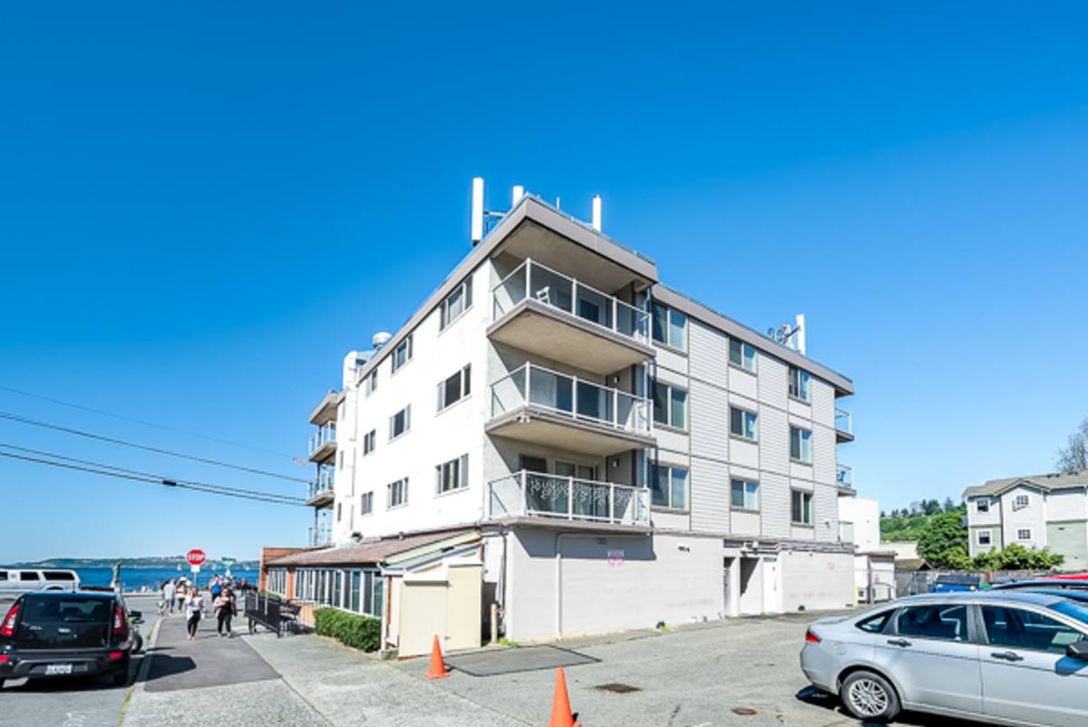 Apartment for rent at 2724 Alki Ave SW, Seattle, WA 98116