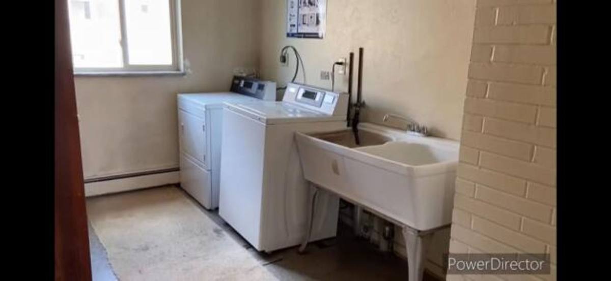 Apartment for rent at 4843 Broadview Rd, Cleveland, OH 44109