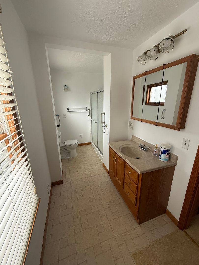 House for rent at 1417 Primrose Ave, Toledo, OH 43612