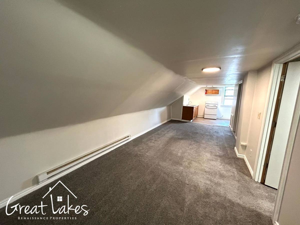 Apartment for rent at 2716 Belmont St, Hamtramck, MI 48212