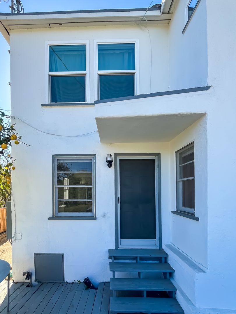 Apartment for rent at 1610 Fargo St, Los Angeles, CA 90026