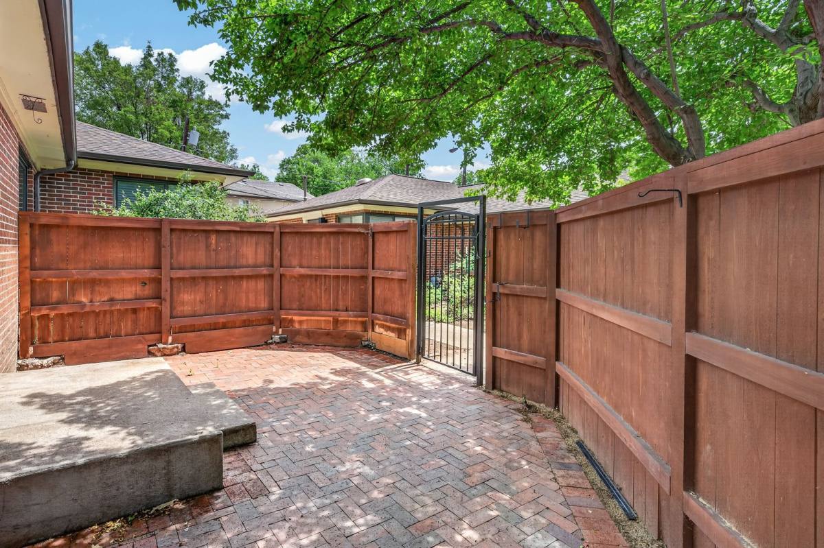 Condo for rent at 540 Detroit St, Denver, CO 80206