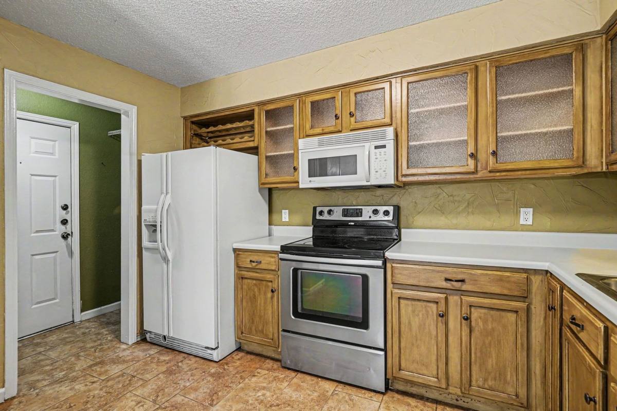 House for rent at 4648 Birchbend Lane, Fort Worth, TX 76137