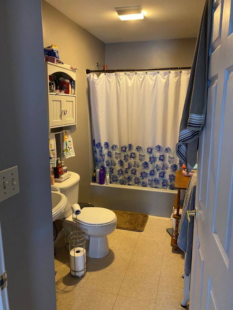 Apartment for rent at 68 Main Ave, Wynantskill, NY 12198