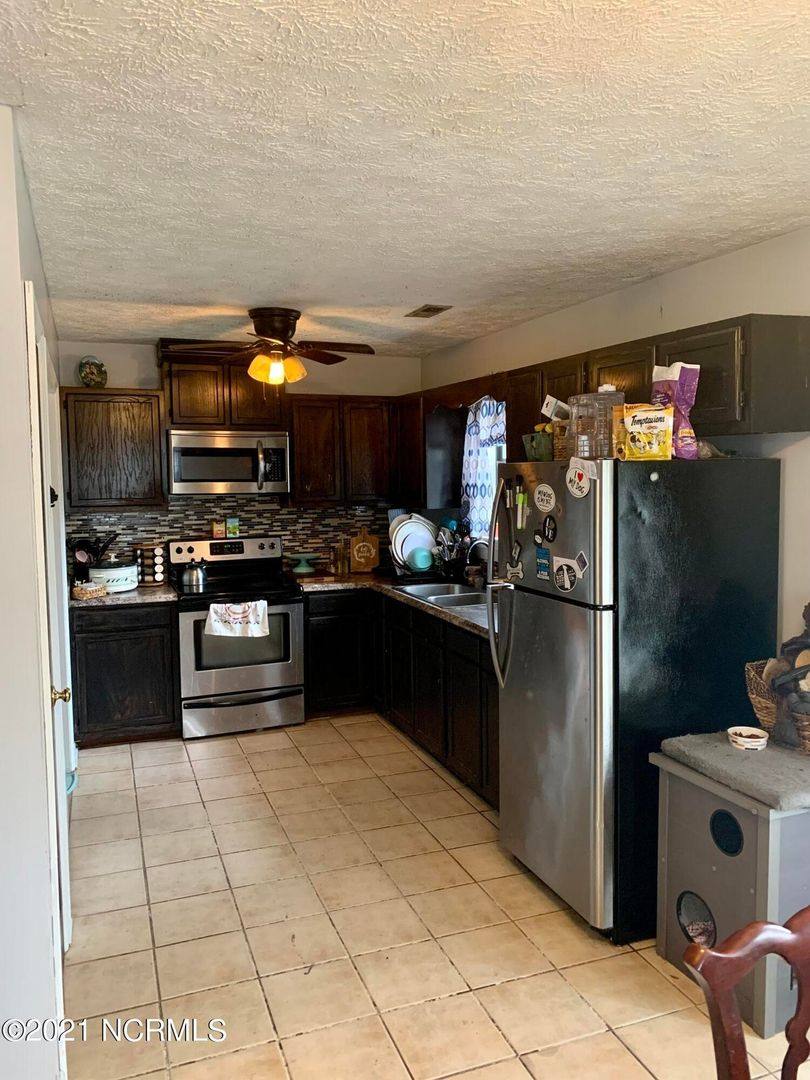 House for rent at 124 Hampton Dr, Castle Hayne, NC 28429