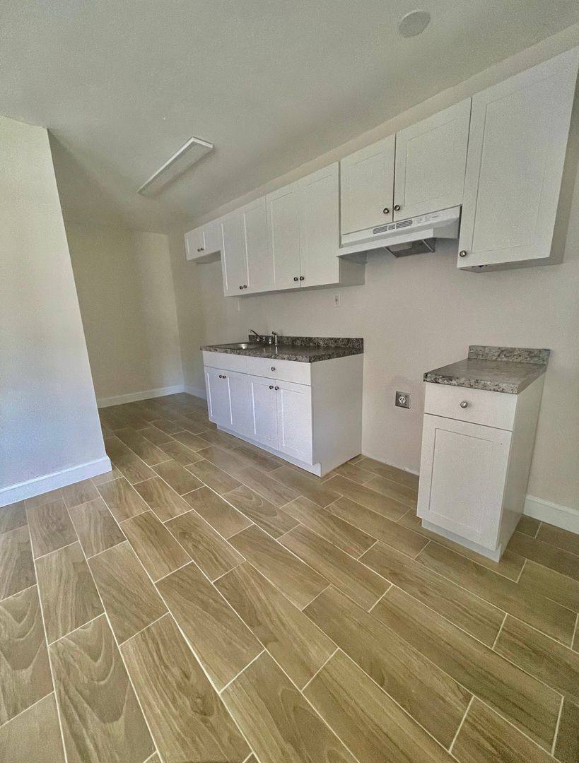 Apartment for rent at 4211 Maine St, Lake Worth, FL 33461