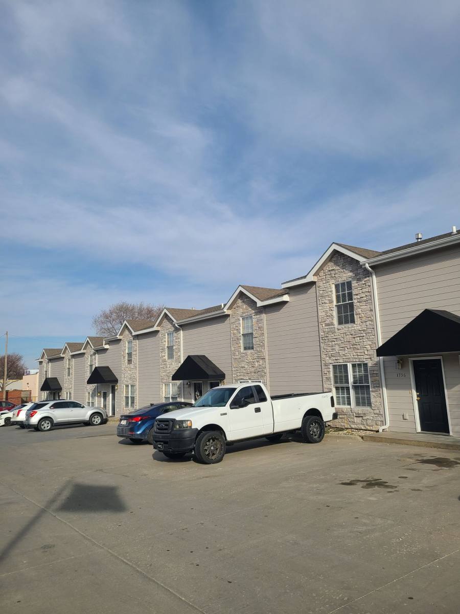 Townhouse for rent at 1738 - 1768 N Jefferson St, Junction City, KS 66441