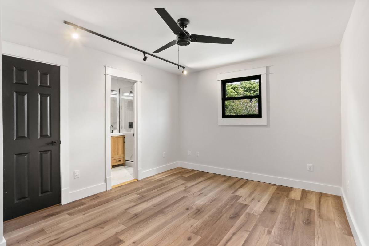 Apartment for rent at 4421 Burgundy #205, New Orleans, LA 70117
