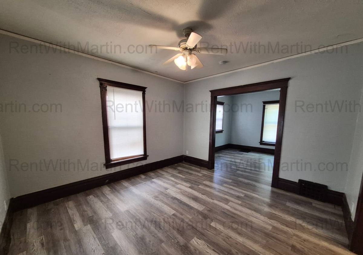 House for rent at 1107 Mulberry St, Waterloo, IA 50703