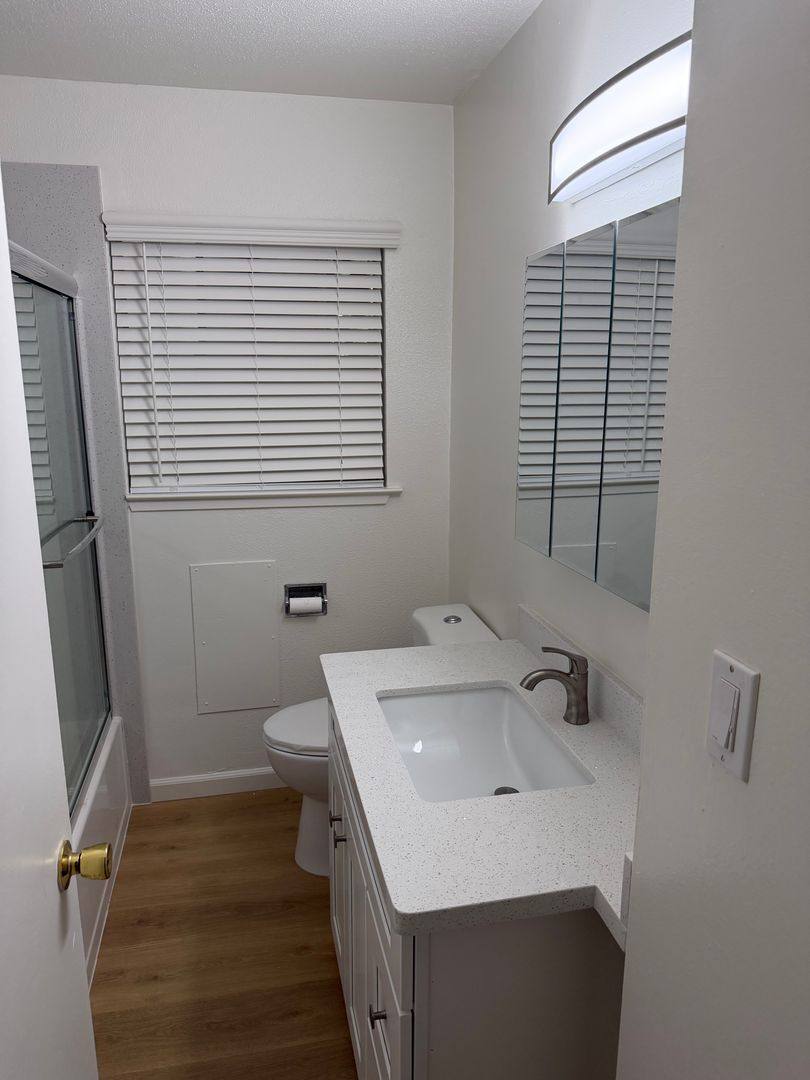 Apartment for rent at 435 Acalanes Dr, Sunnyvale, CA 94086