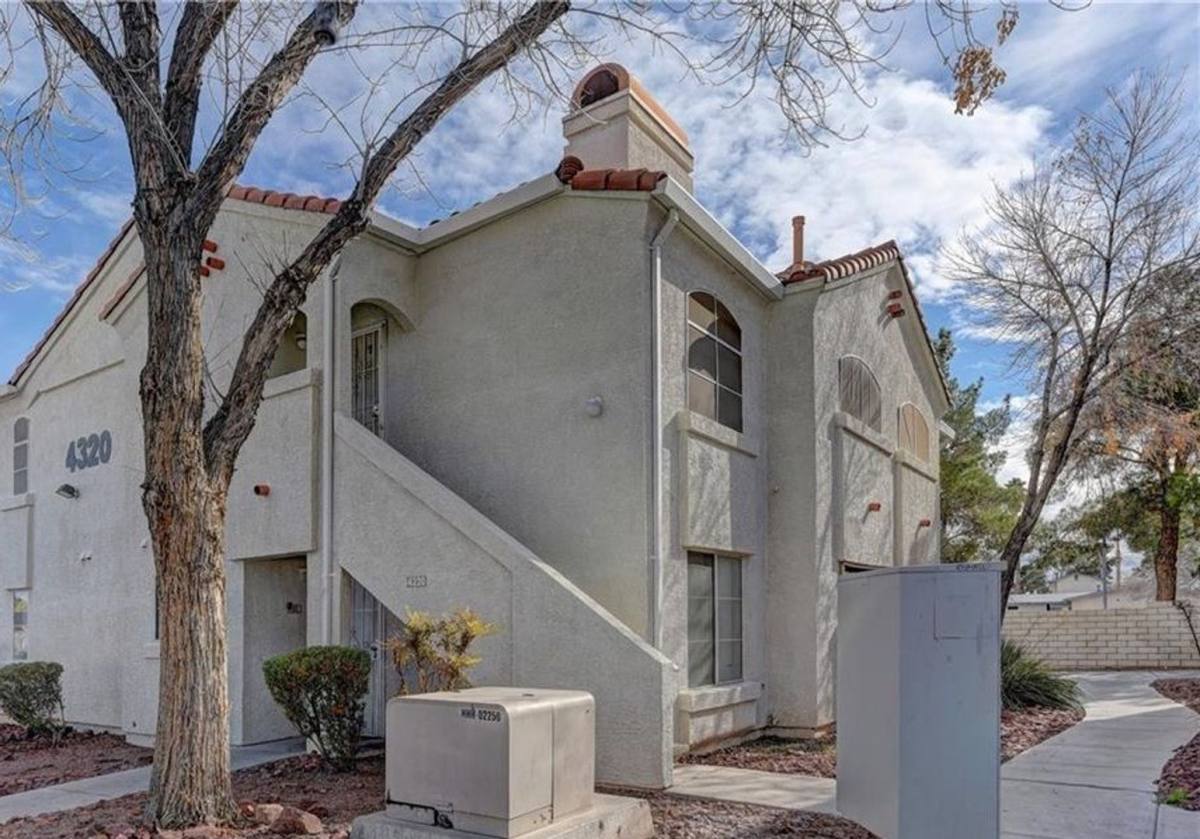 Condo for rent at 4320 Lake Mead, Las Vegas, NV 89108