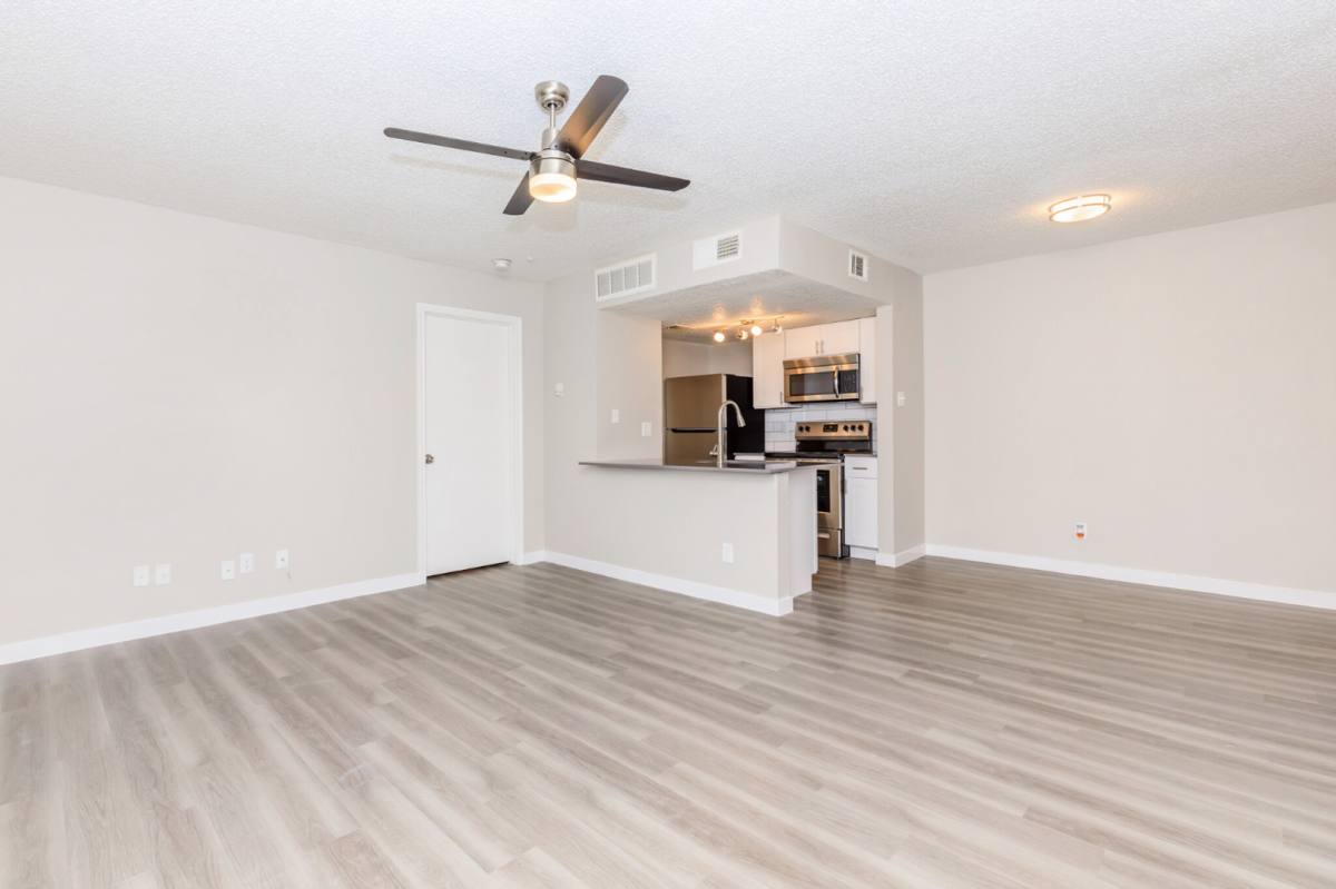 Apartment for rent at 7720 McCallum Blvd, Dallas, TX 75252