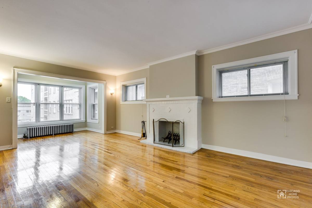 Apartment for rent at 918 Judson Ave, Evanston, IL 60202