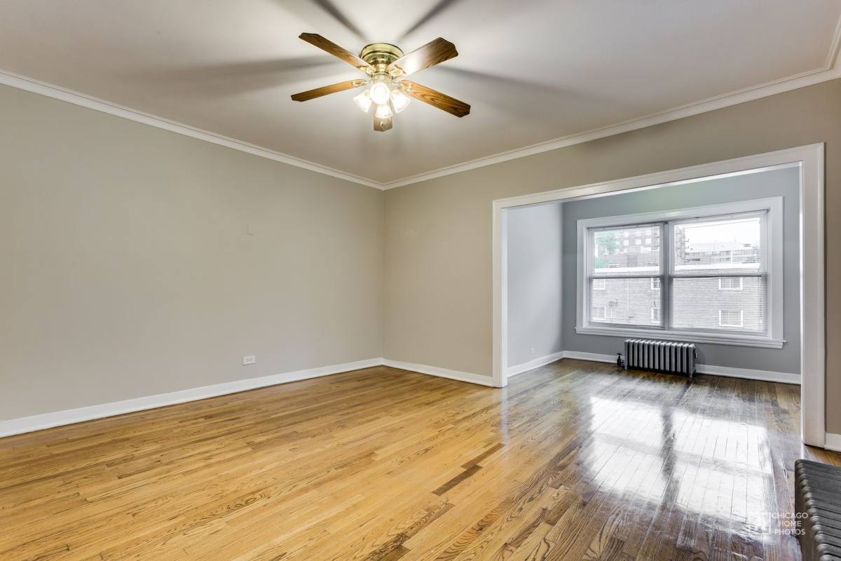 Apartment for rent at 918 Judson Ave, Evanston, IL 60202