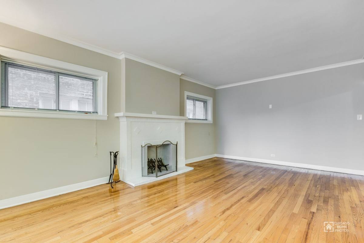 Apartment for rent at 918 Judson Ave, Evanston, IL 60202