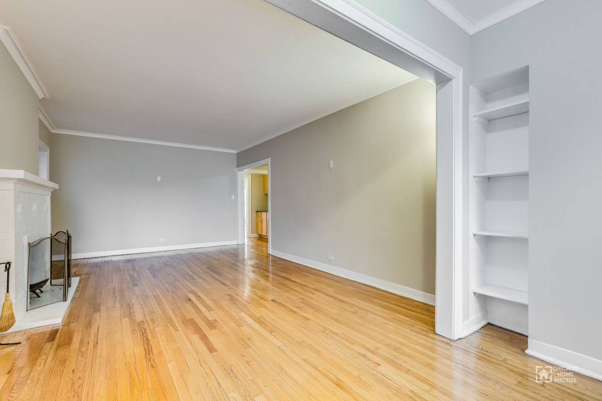 Apartment for rent at 918 Judson Ave, Evanston, IL 60202