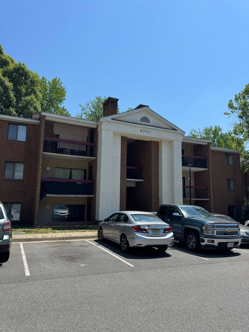 Condo for rent at 4003 Governor's Square, Williamsburg, VA 23188