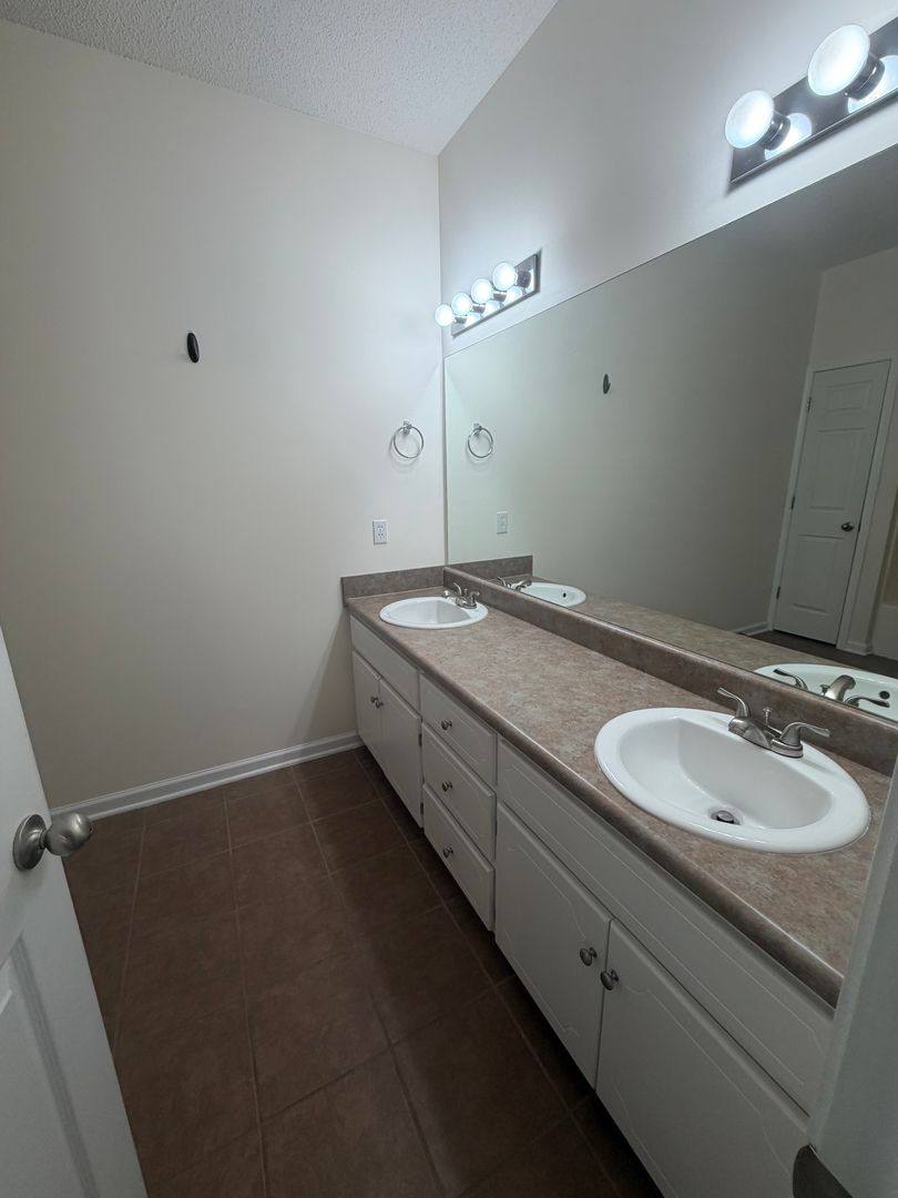 Apartment for rent at 209 Camden, Enterprise, AL 36330