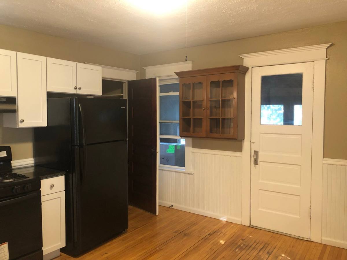Apartment for rent at 543 Michigan St, Saint Paul, MN 55102