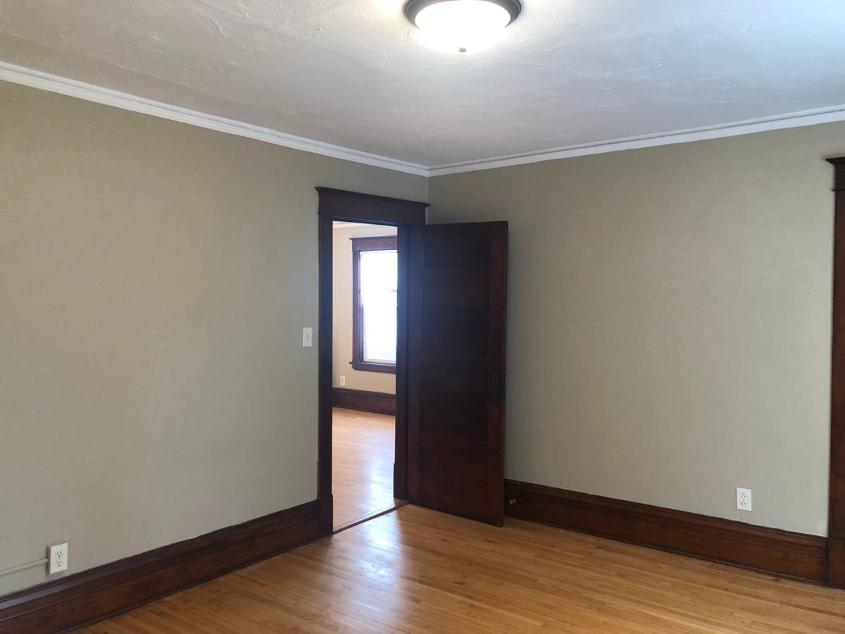 Apartment for rent at 543 Michigan St, Saint Paul, MN 55102