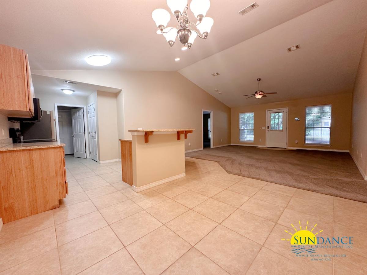 House for rent at 8484 Randall Dr, Navarre, FL 32566