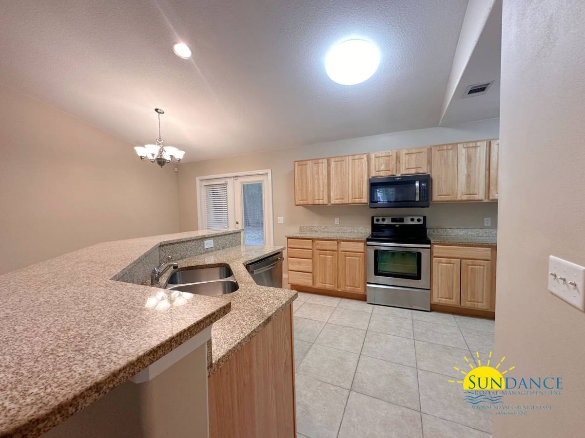 House for rent at 8484 Randall Dr, Navarre, FL 32566