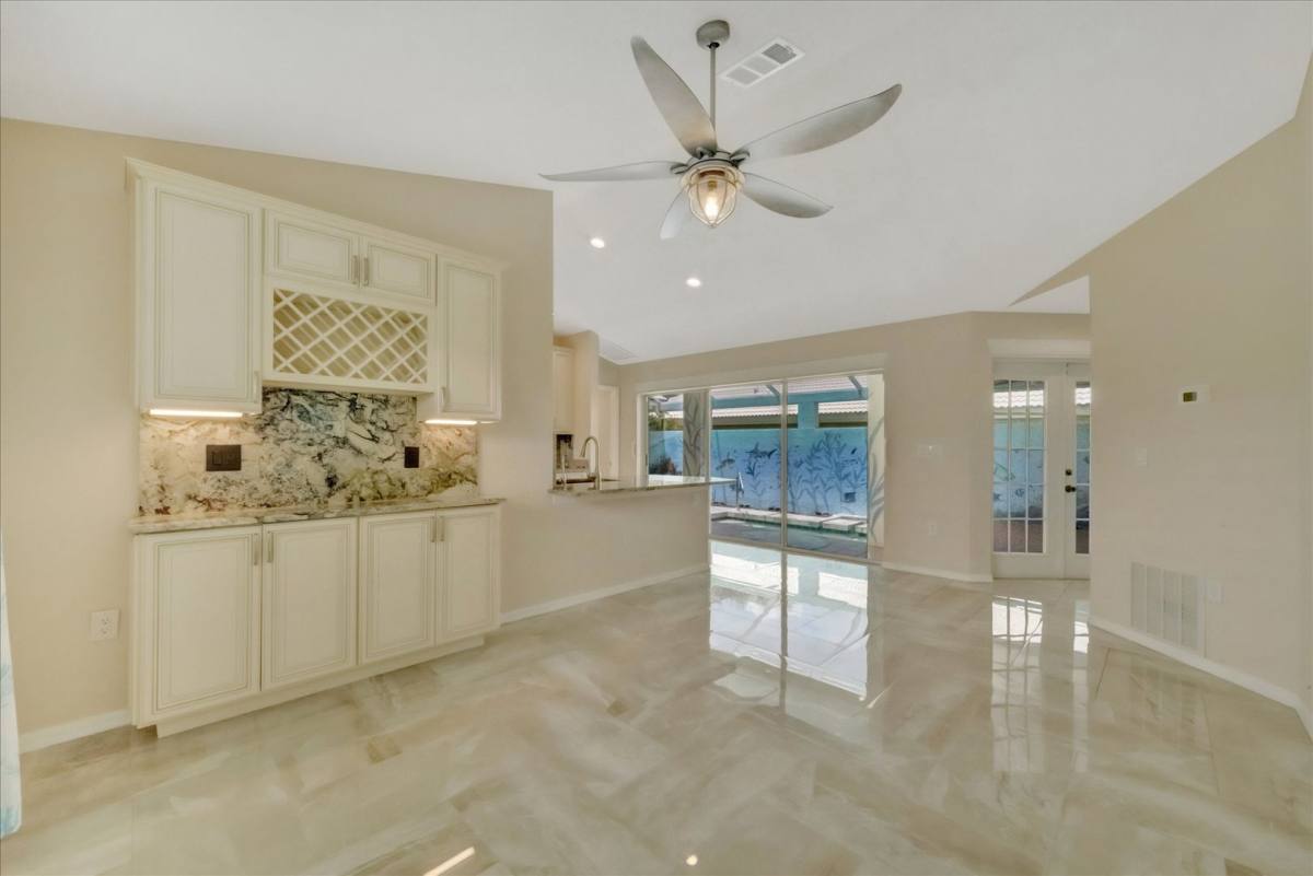 House for rent at 1016 Harbor Town Dr, Venice, FL 34292