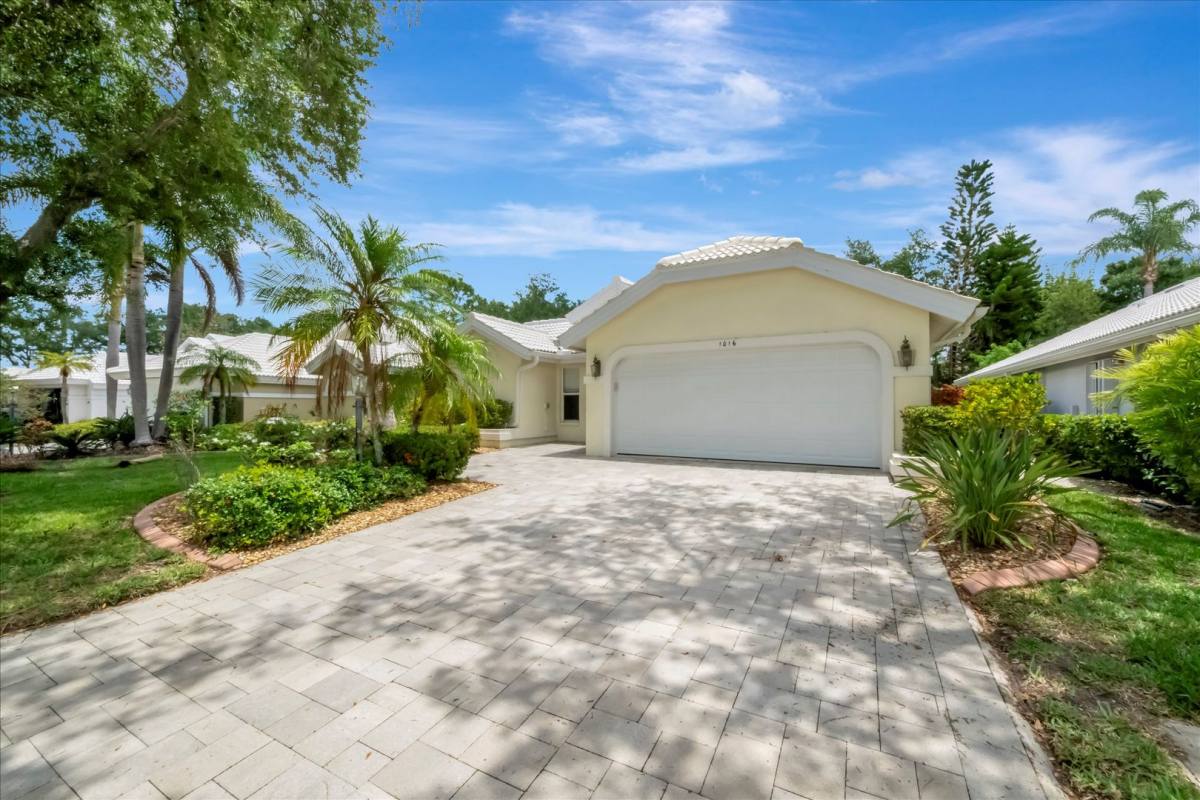 House for rent at 1016 Harbor Town Dr, Venice, FL 34292